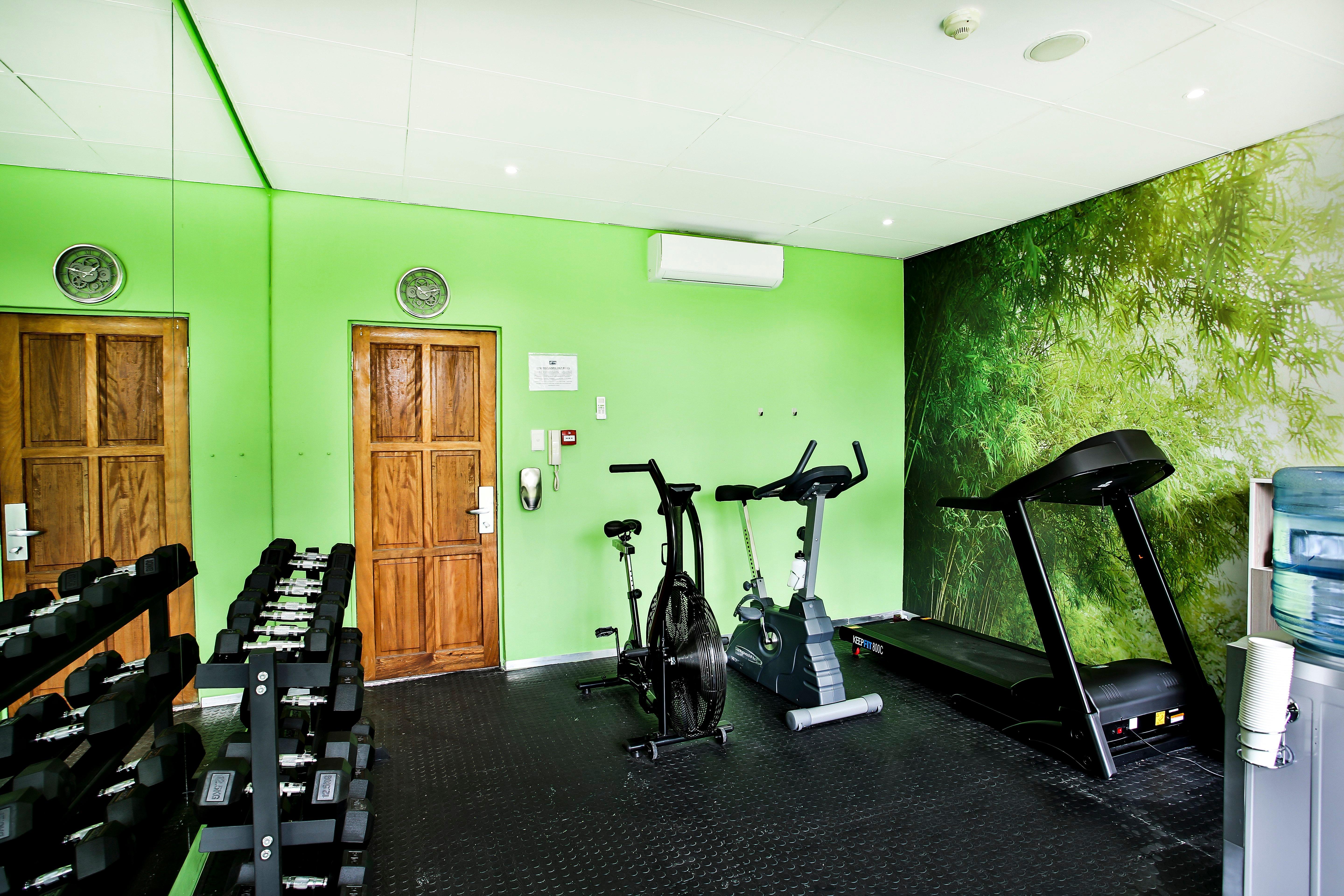 Holiday Inn Express Sandton-Woodmead By Ihg Exterior photo